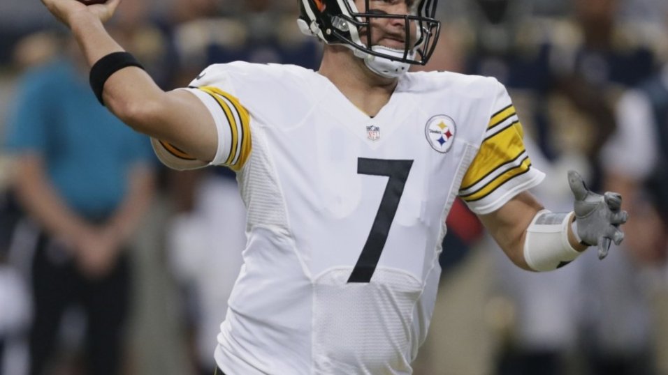 In return to Pittsburgh, Steelers QB Ben Roethlisberger throws