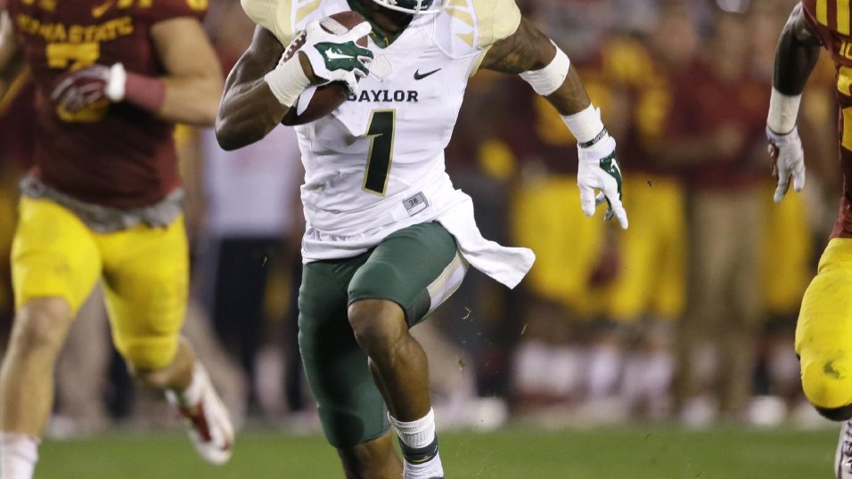 Baylor University - Corey Coleman, meet Corrie Coleman. The Corey on the  left is a #Baylor football standout. The one on the right, a sophomore  journalism major. Both Baylor students. Both lived