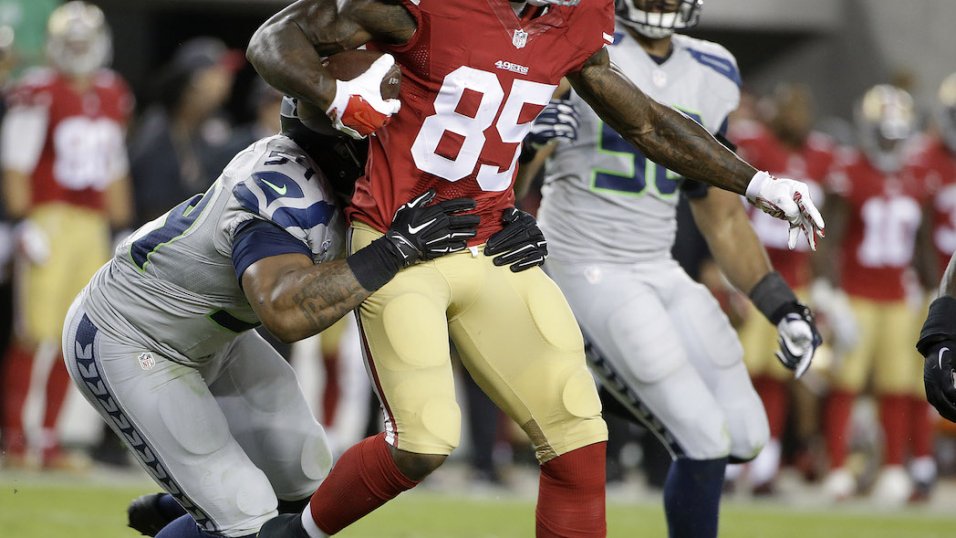 Vernon Davis hopes to play a role in Super Bowl with Broncos