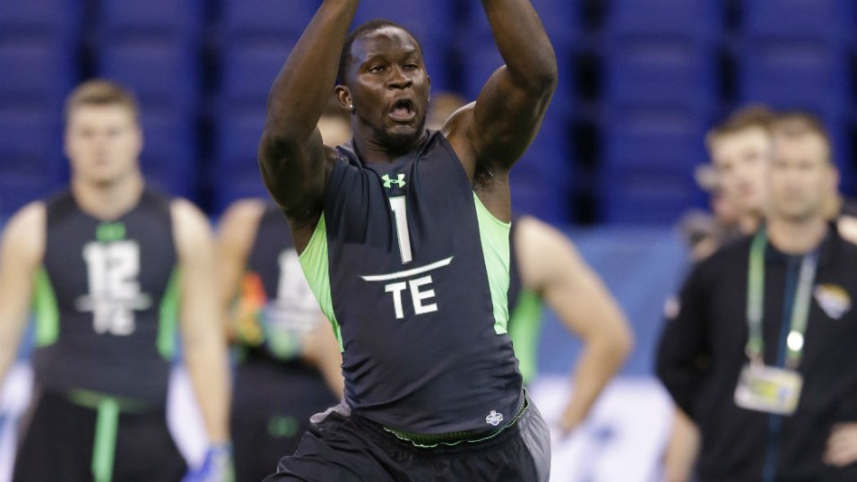 Multi-sport athletes dominate first round of 2016 NFL Draft