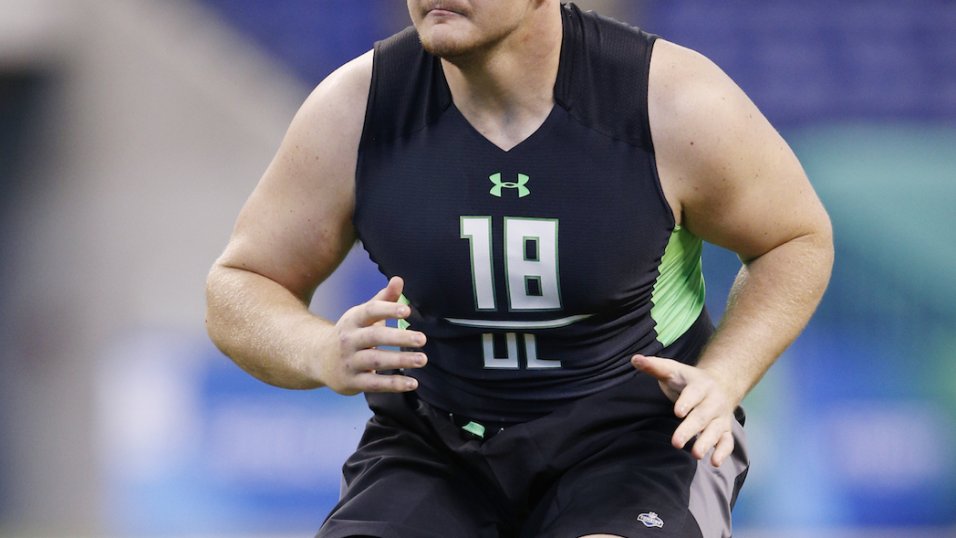 File:Michigan No. 61, Graham Glasgow, 3rd Round NFL Draft Pick  (21734858762).jpg - Wikimedia Commons