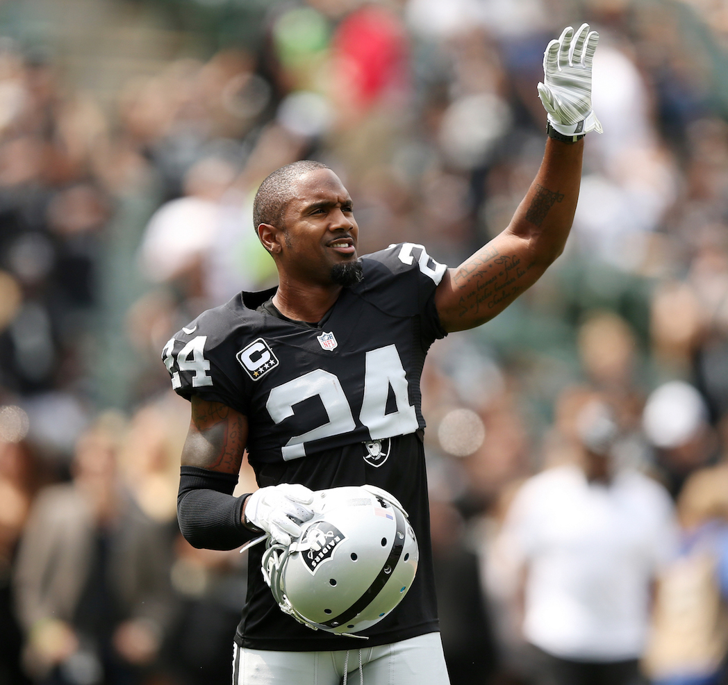 Oakland Raiders' Charles Woodson shows support of Lynch via Instagram