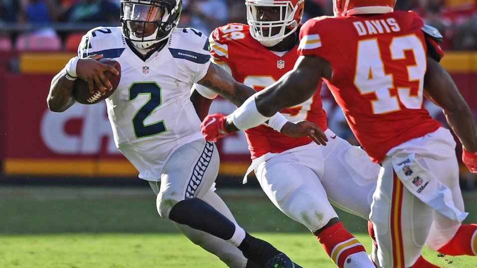 Seahawks 17, Chiefs 16: Full coverage of Seattle's preseason victory at  Kansas City