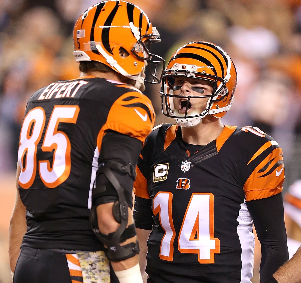 fantasy-football-optimal-dfs-lineups-draftkings-week-14-2016