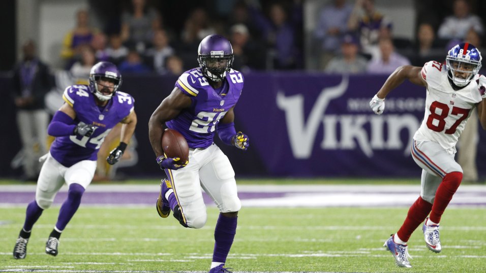 Arizona Cardinals safety Tony Jefferson brings in an interception