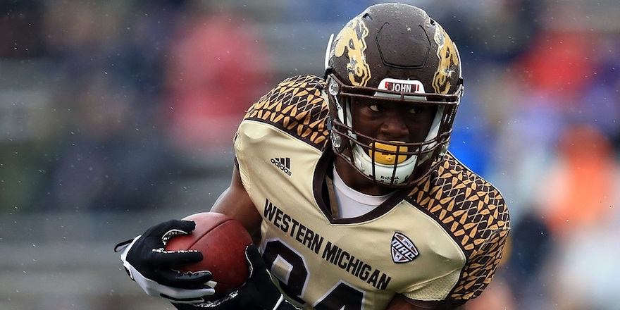 TOLEDO, OH - NOVEMBER 27: Wide receiver Corey Davis #84 of the Western Michigan Broncos makes a catch during the second quarter against the Toledo Rockets at Glass Bowl on November 27, 2015 in Toledo, Ohio. Western Michigan Broncos defeated Toledo Rockets 35-30. (Photo by Andrew Weber/Getty Images)