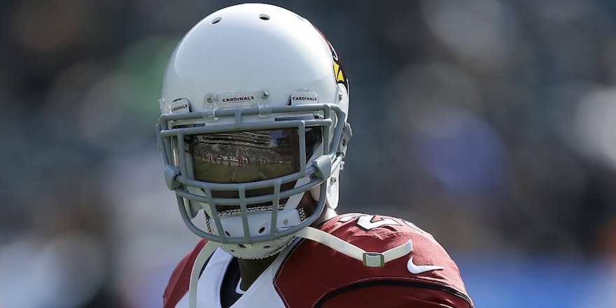 Arizona Cardinals cornerback Patrick Peterson (21) warms up before an NFL preseason football game against the Oakland Raiders in Oakland, Calif., Sunday, Aug. 30, 2015. (AP Photo/Ben Margot)