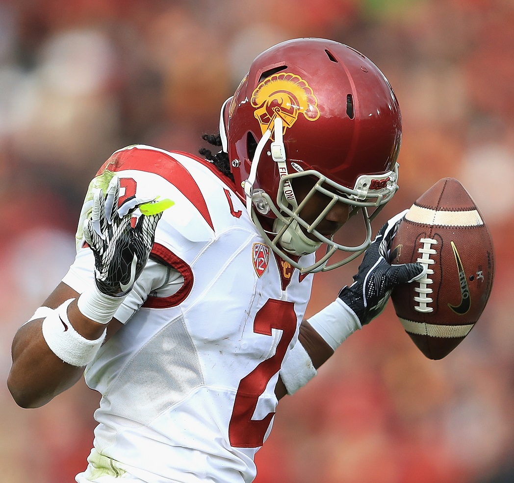 pro-titans-gm-says-adoree-jackson-could-see-time-on-offense