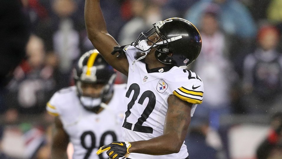 Steelers sign CB Gay to three-year deal 