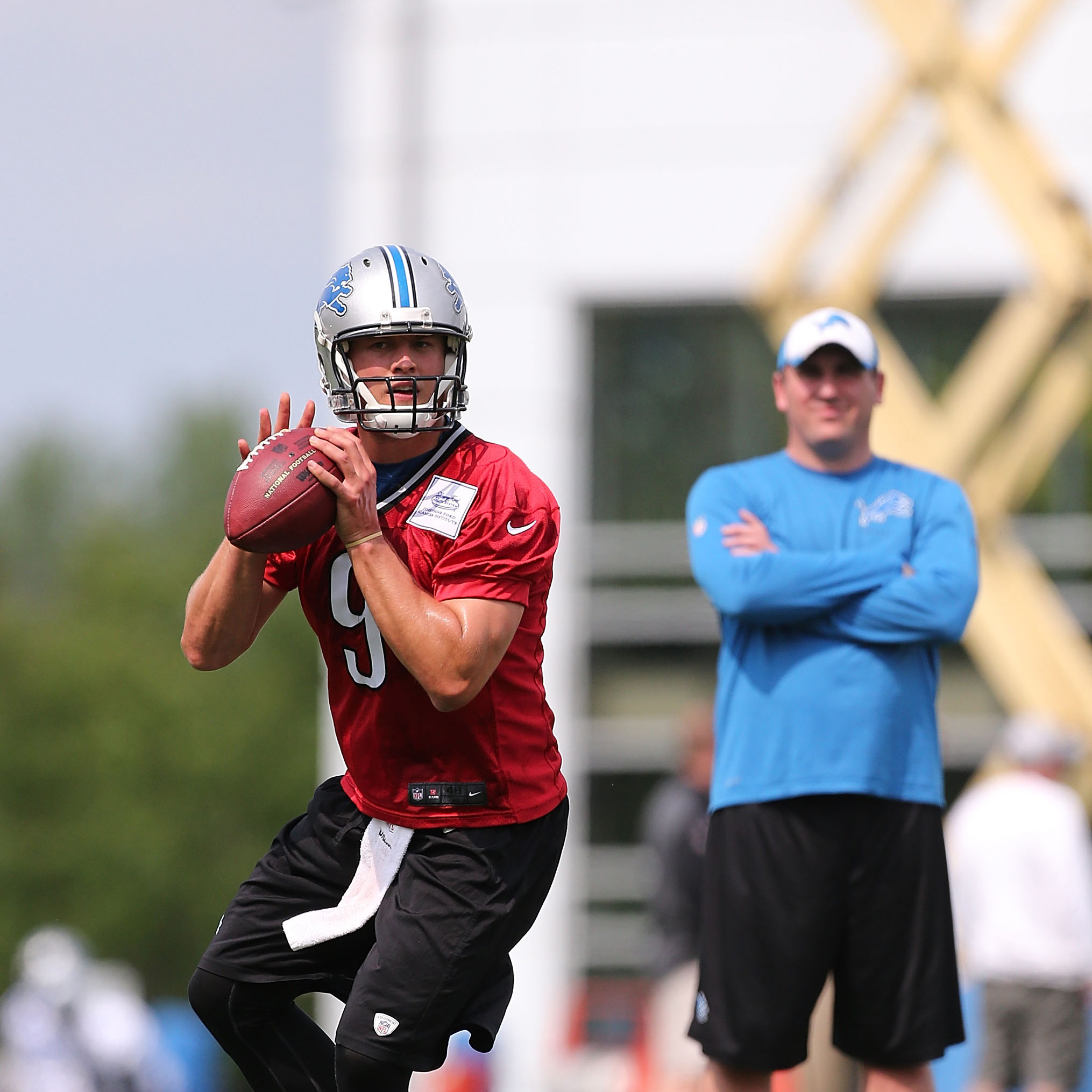 pro-qb-study-the-positive-and-negatives-of-shifting-a-quarterbacks-offensive-coordinator