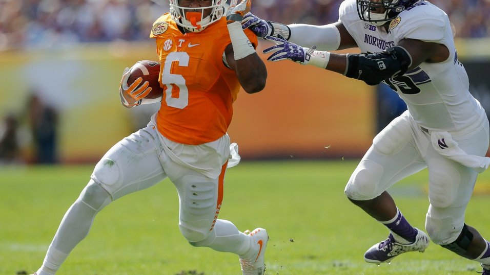 Easy Big Easy, Alvin Kamara Is No Marshall Faulk