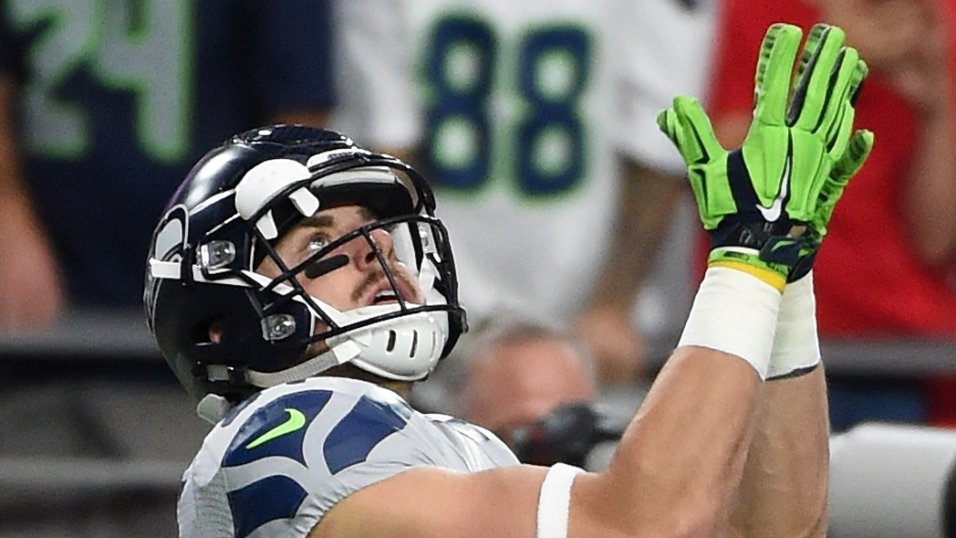 Vannett could compete for role as Seattle's No. 2 TE