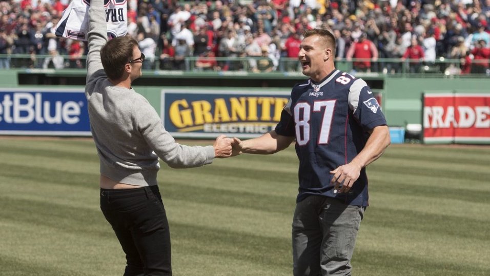 Rob Gronkowski 'steals' Tom Brady's jersey at Red Sox opening day, NFL  News