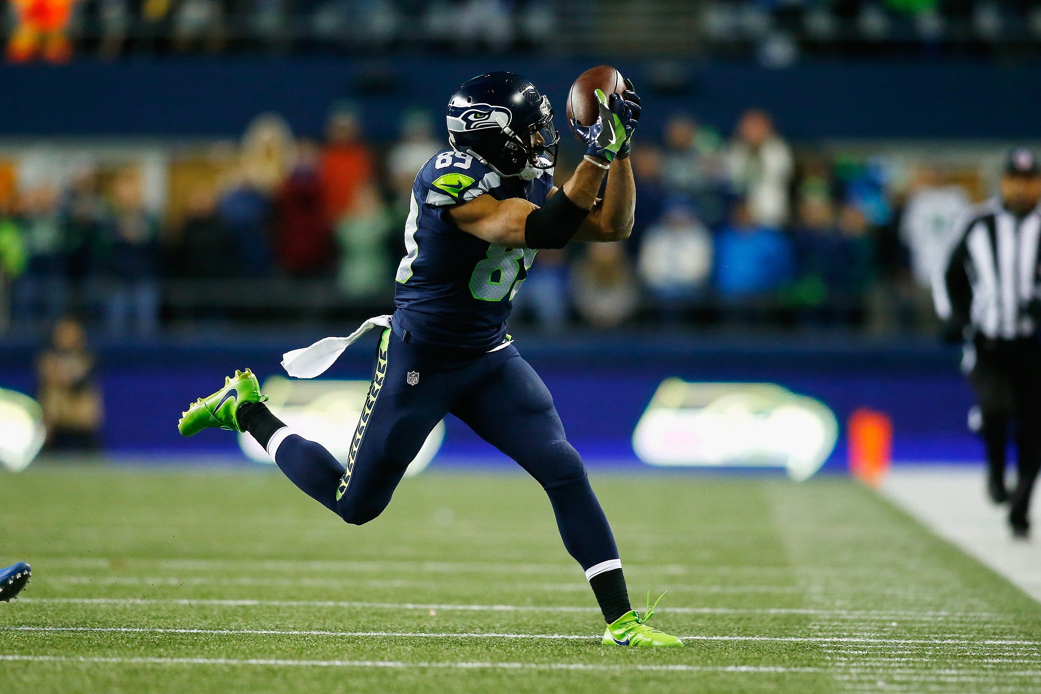 pro-nfl-week-14-preview-seahawks-at-jaguars