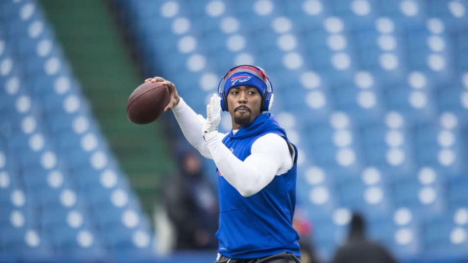 Buffalo Bills - Tyrod Taylor's game jersey is going to the Pro