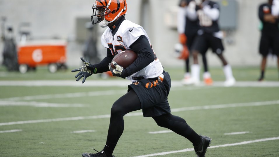 Bengals' Mixon out vs. Browns due to foot injury