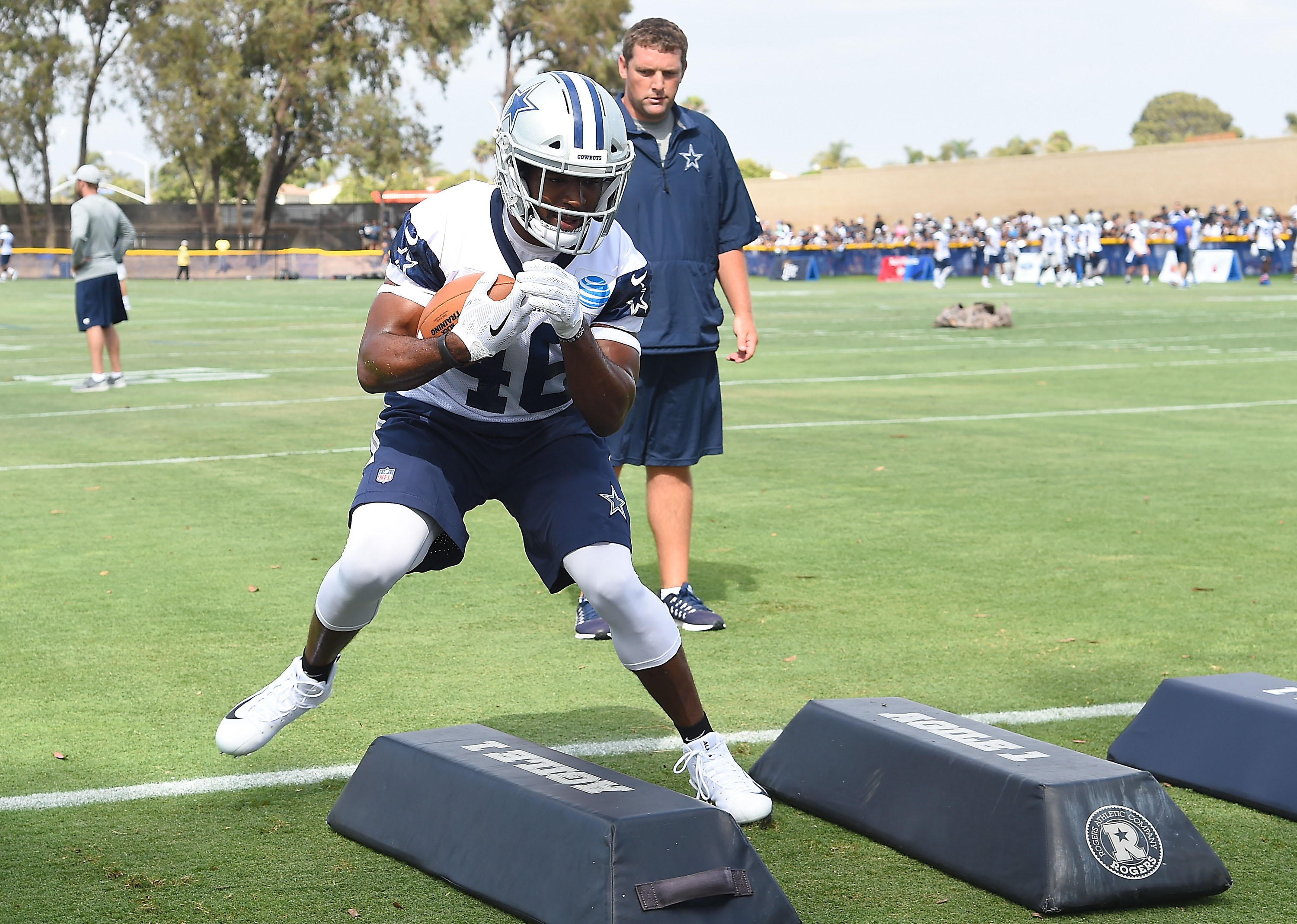 pro-what-the-cowboys-can-expect-from-morris-and-mcfadden