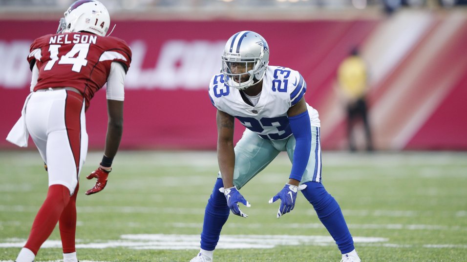 Cowboys place CB McFadden on IR, PFF News & Analysis