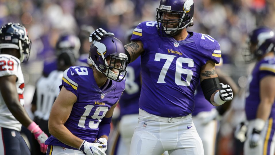 Cardinals sign former Vikings G Alex Boone, PFF News & Analysis