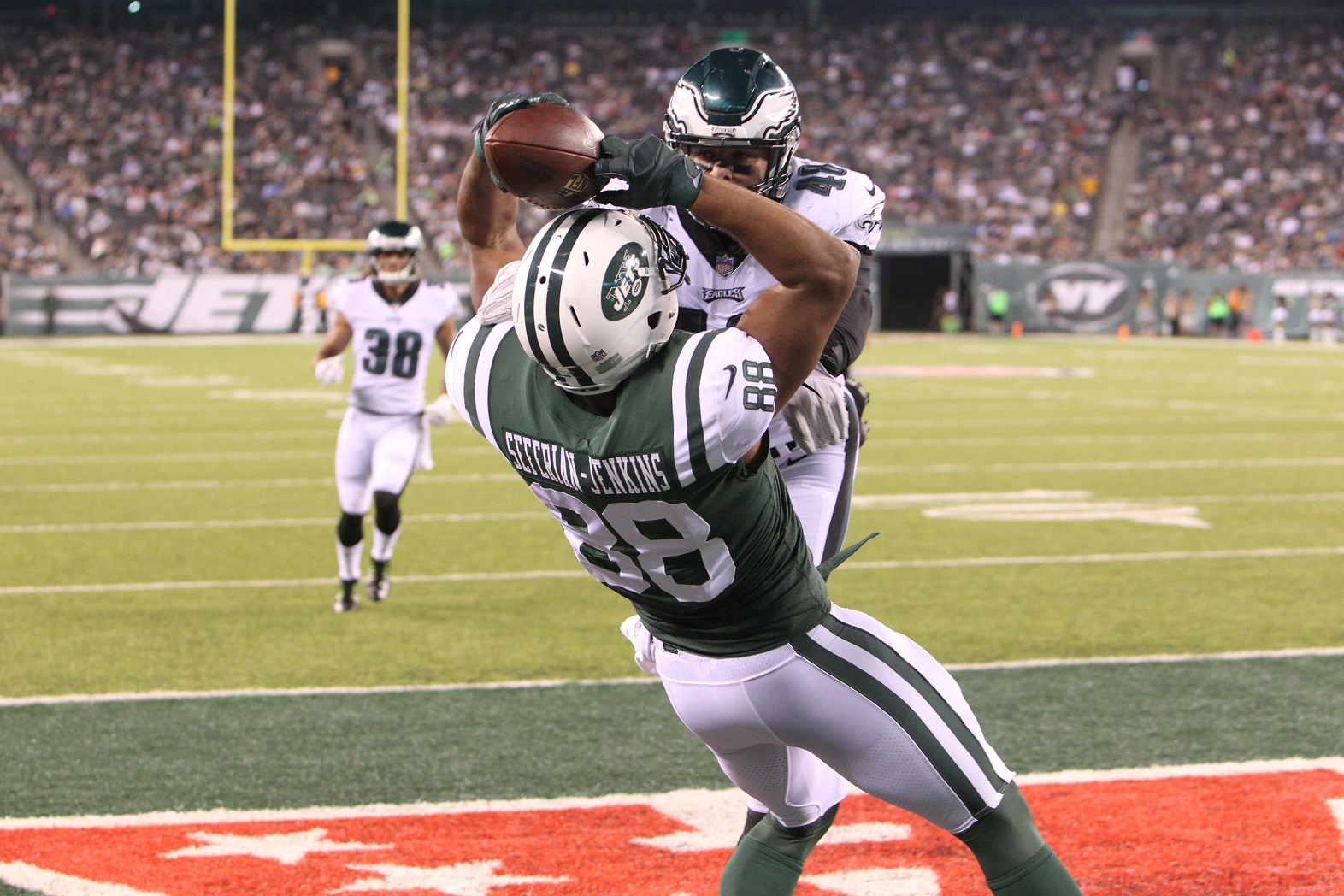 fantasy-football-dfs-guide-draftkings-tournaments-week-10-2017