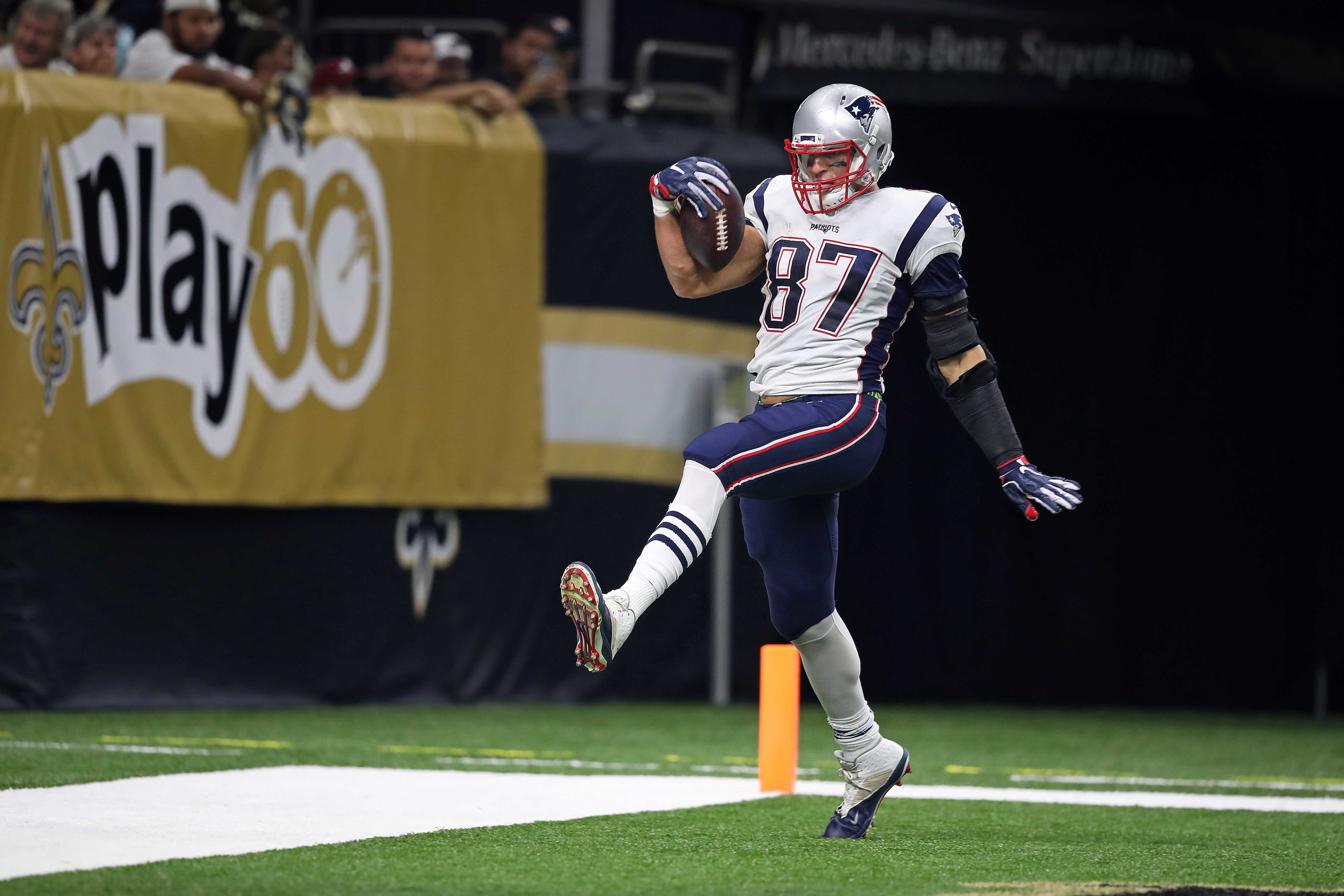 pro-top-5-nfl-te-grades-rob-gronkowski-still-sits-atop-the-position