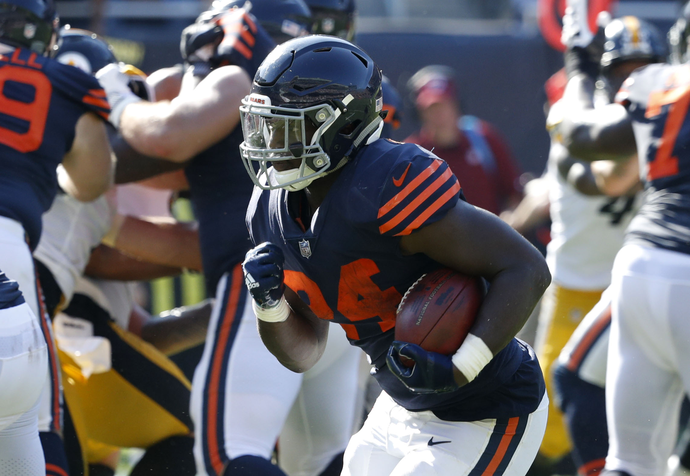 fantasy-football-dfs-guide-draftkings-tournaments-week-16-2017