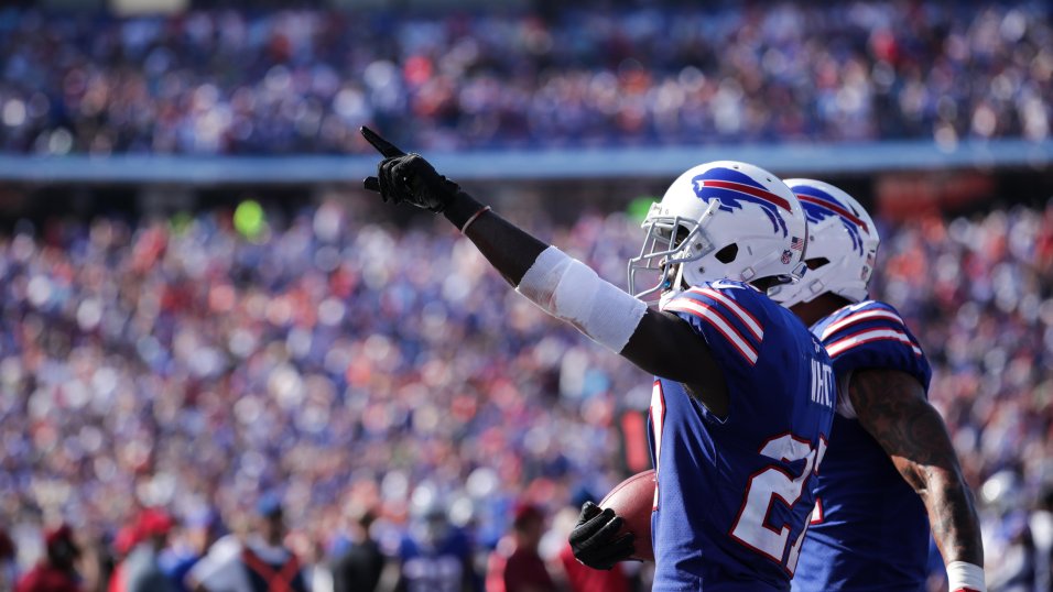 PHOTOS: The Denver Broncos play the Buffalo Bills at New Era Field