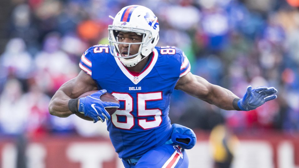 Bills TE Clay expected to miss a few weeks, PFF News & Analysis