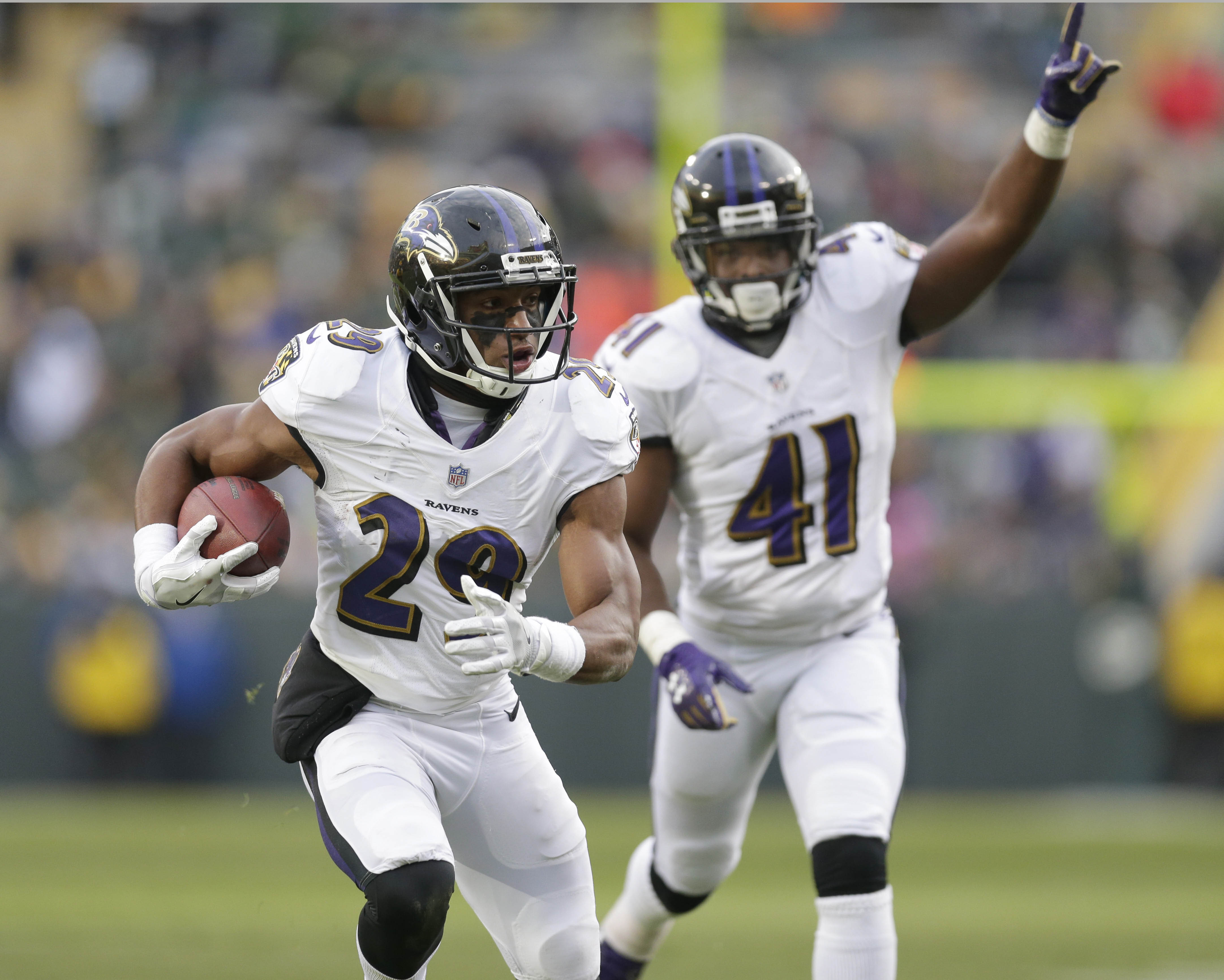 Lindy's Sports Pro NFL Football 2020 Preview Baltimore Ravens- Lamar  Jackson MVP