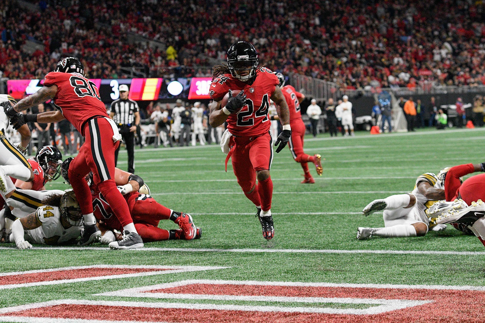 fantasy-football-dfs-guide-fanduel-cash-games-week-16-2017