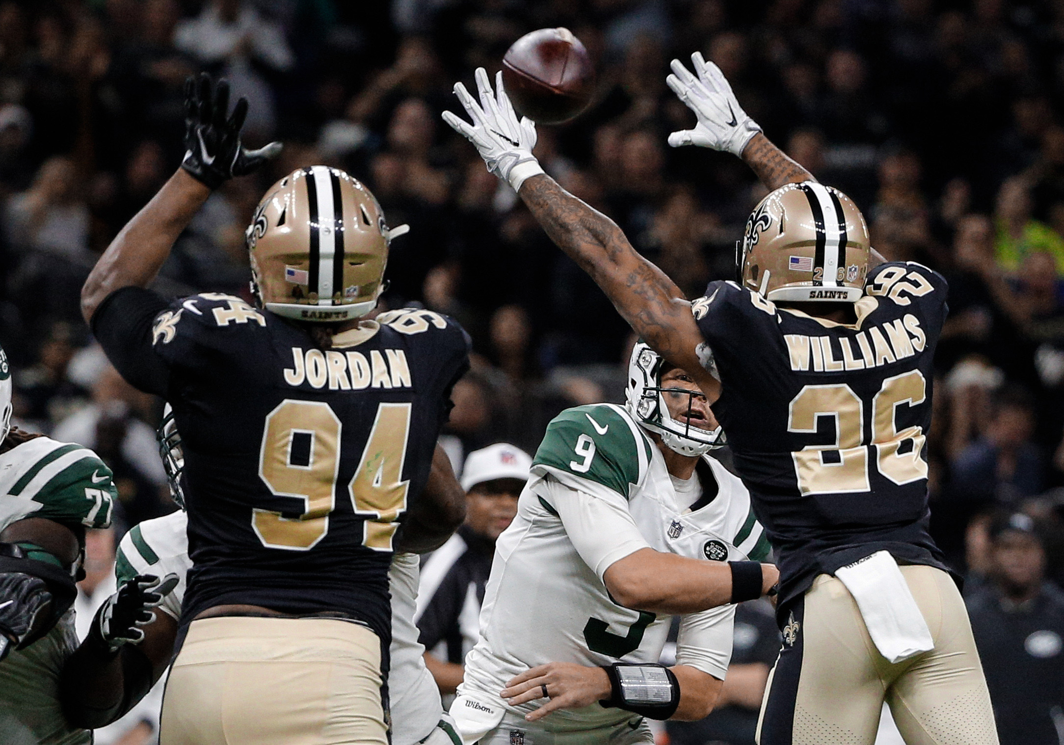 pro-nfl-week-15-sunday-standouts-defense