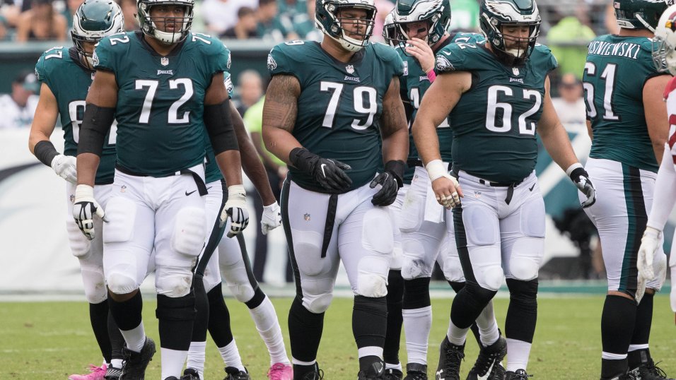 Philadelphia Eagles center Jason Kelce (62) looks down the line