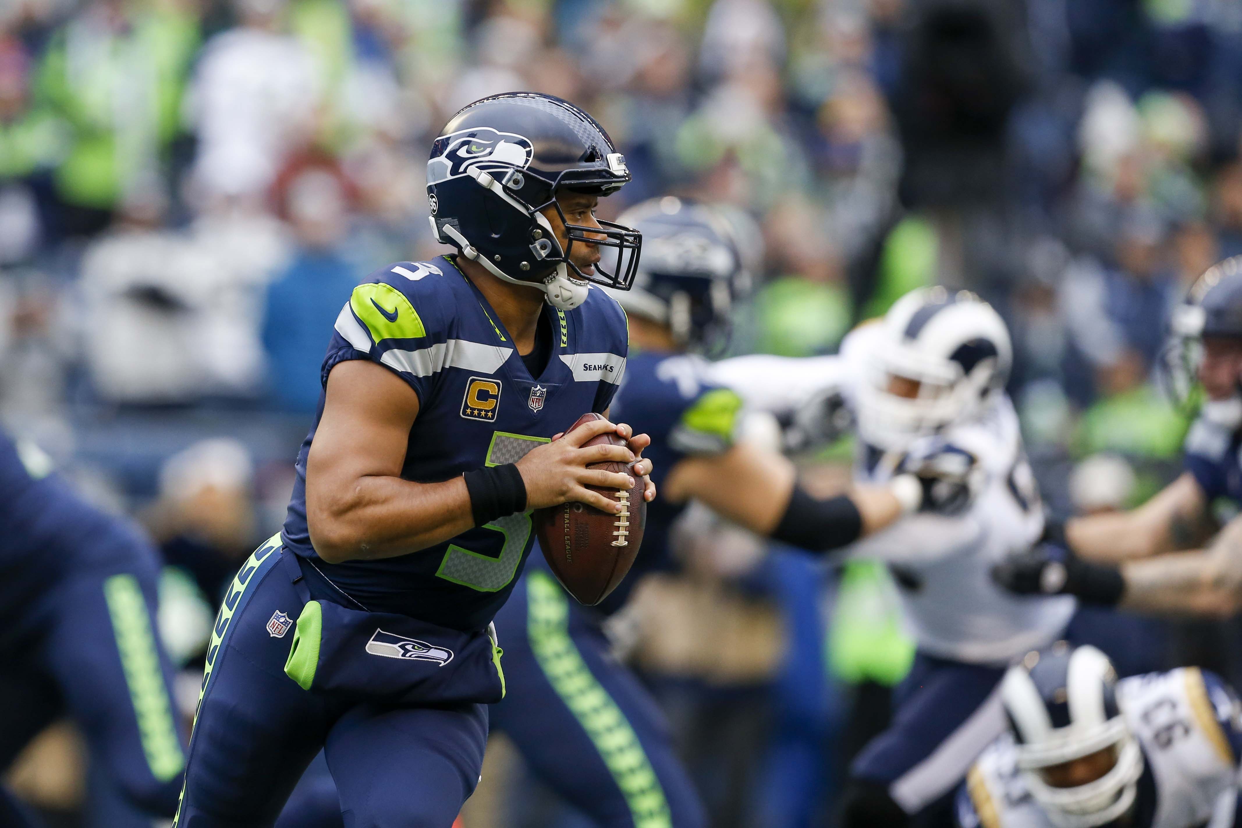 NFL's best quarterbacks in pass-heavy games: Russell Wilson, Patrick Mahomes  and more