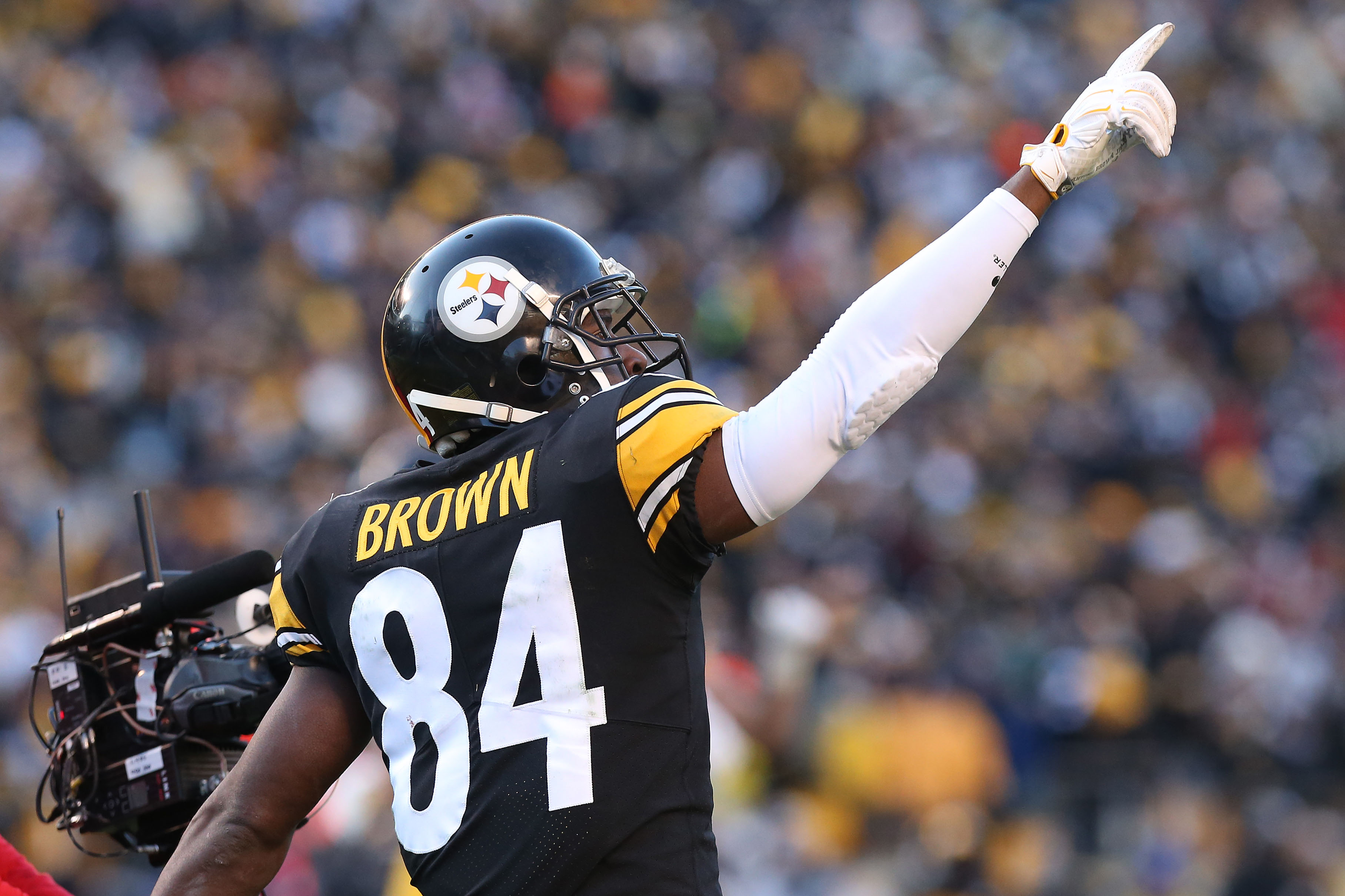 fantasy-football-draftkings-tournaments-week-12-2018