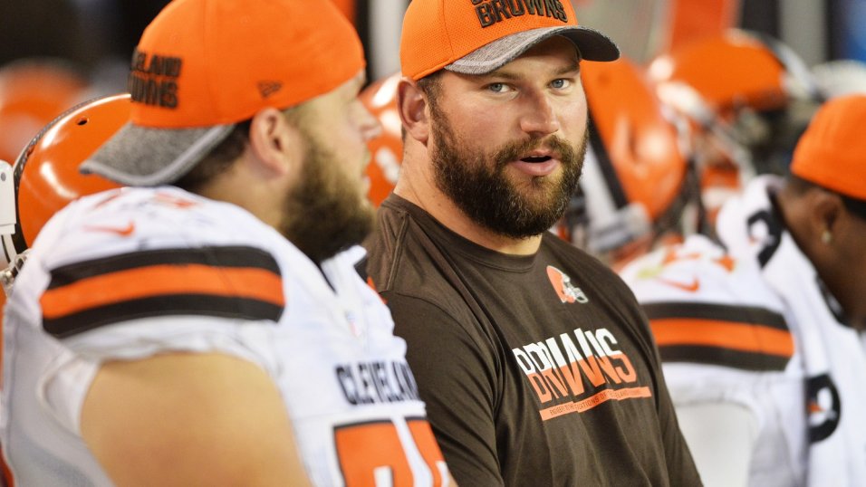 Browns expect Joel Bitonio healthy for start of season, PFF News &  Analysis