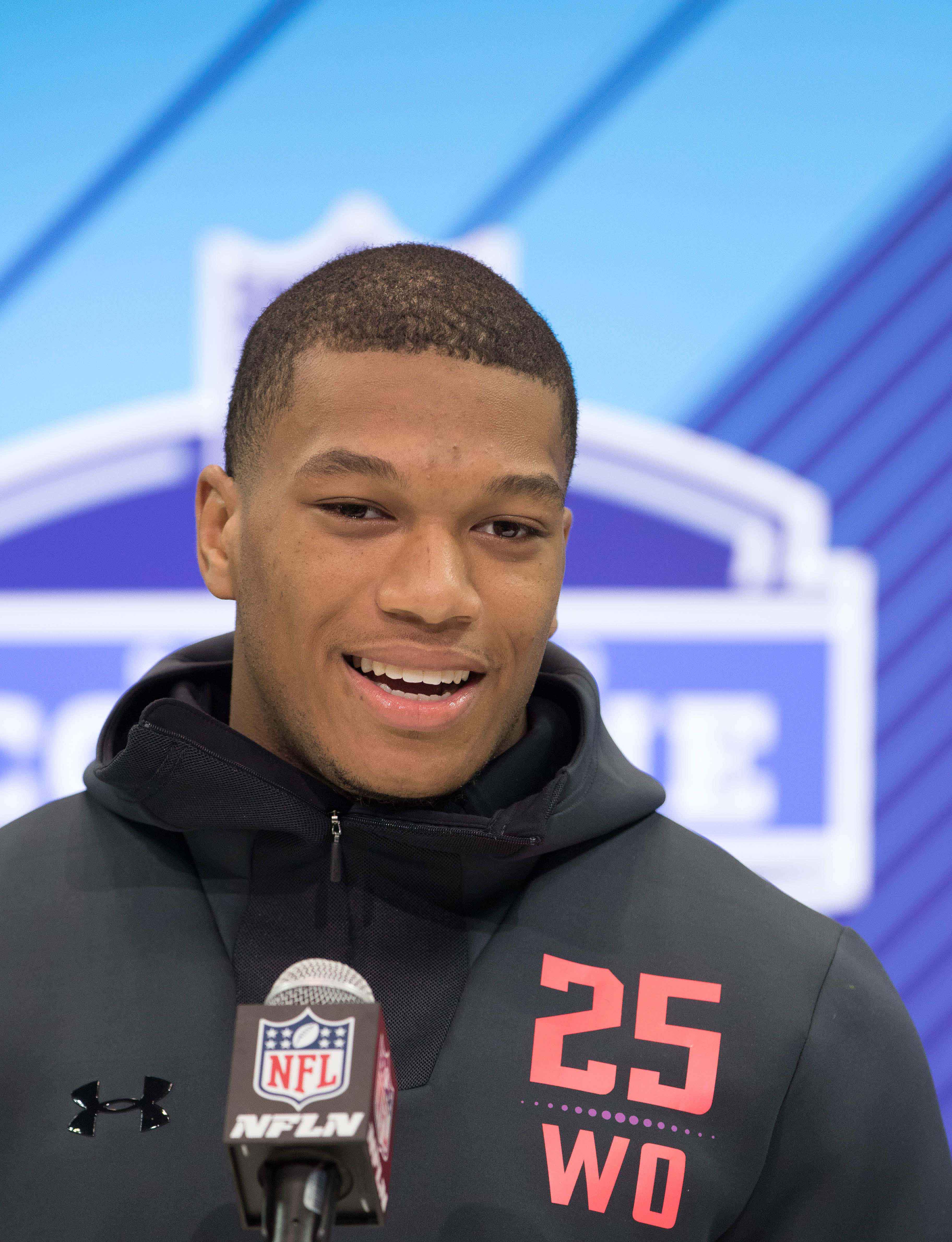 draft-panthers-select-dj-moore-24th-overall