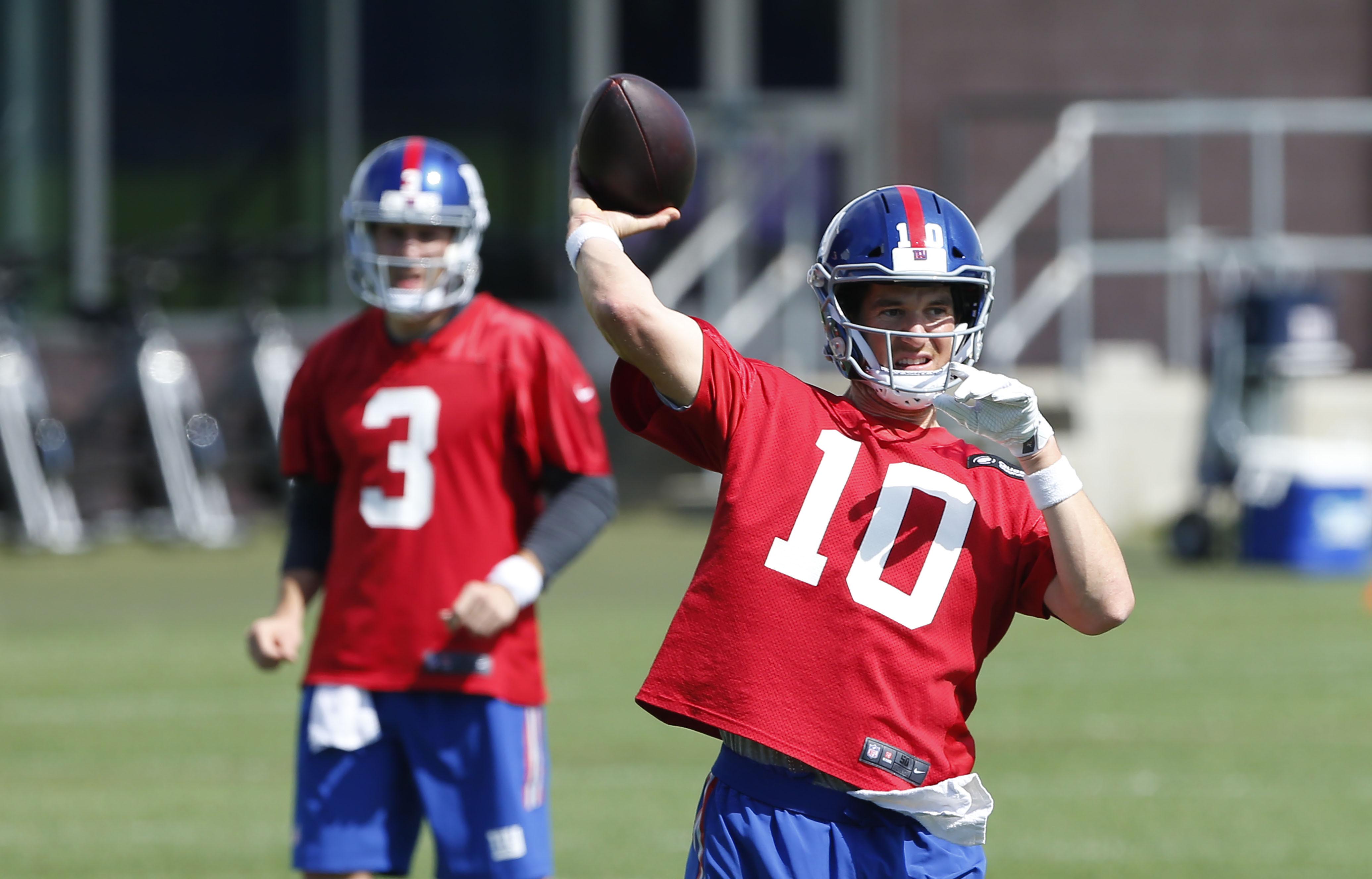 pro-what-to-expect-from-eli-manning-in-2018