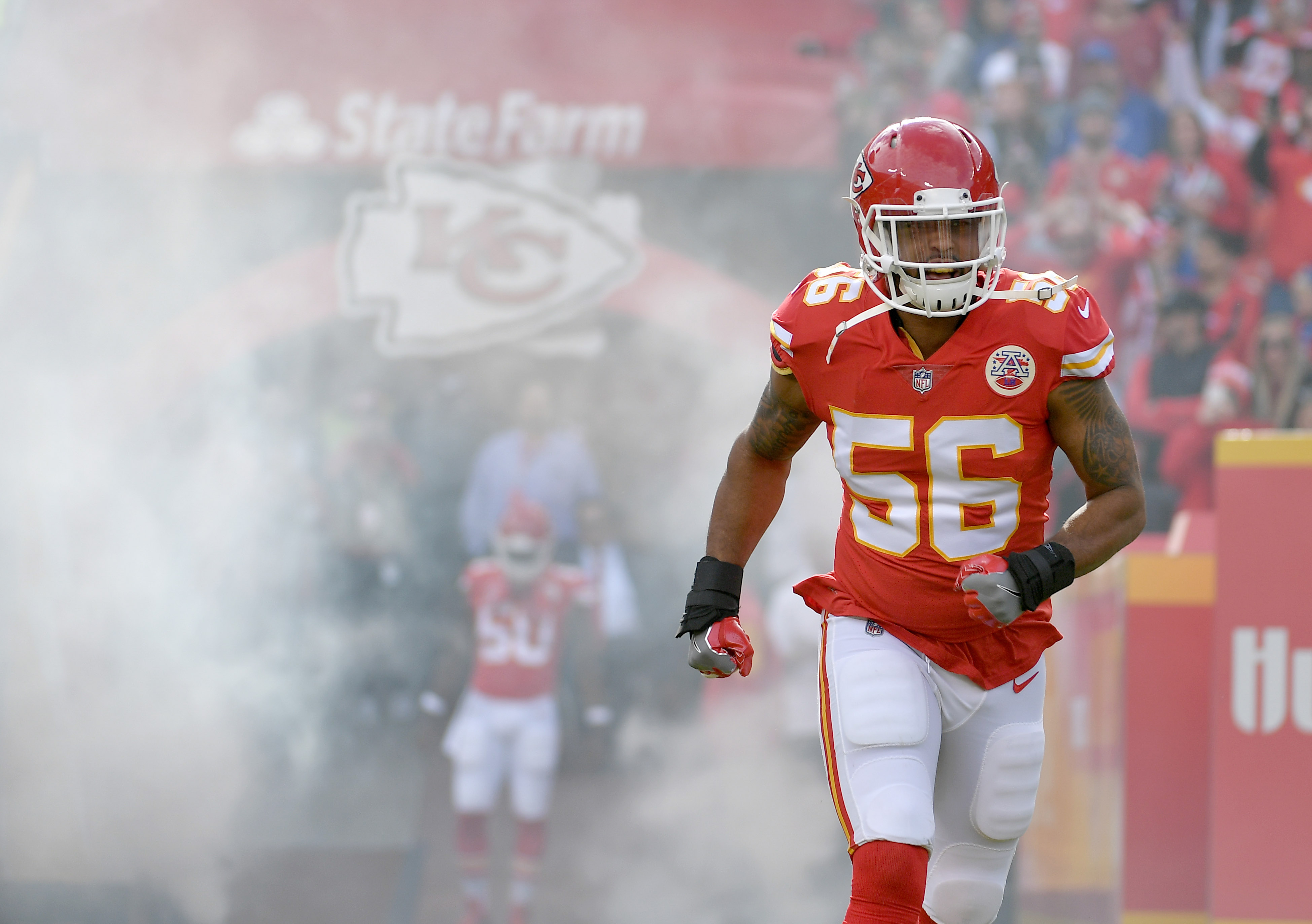 pro-derrick-johnson-will-be-an-asset-for-the-raiders-in-coverage
