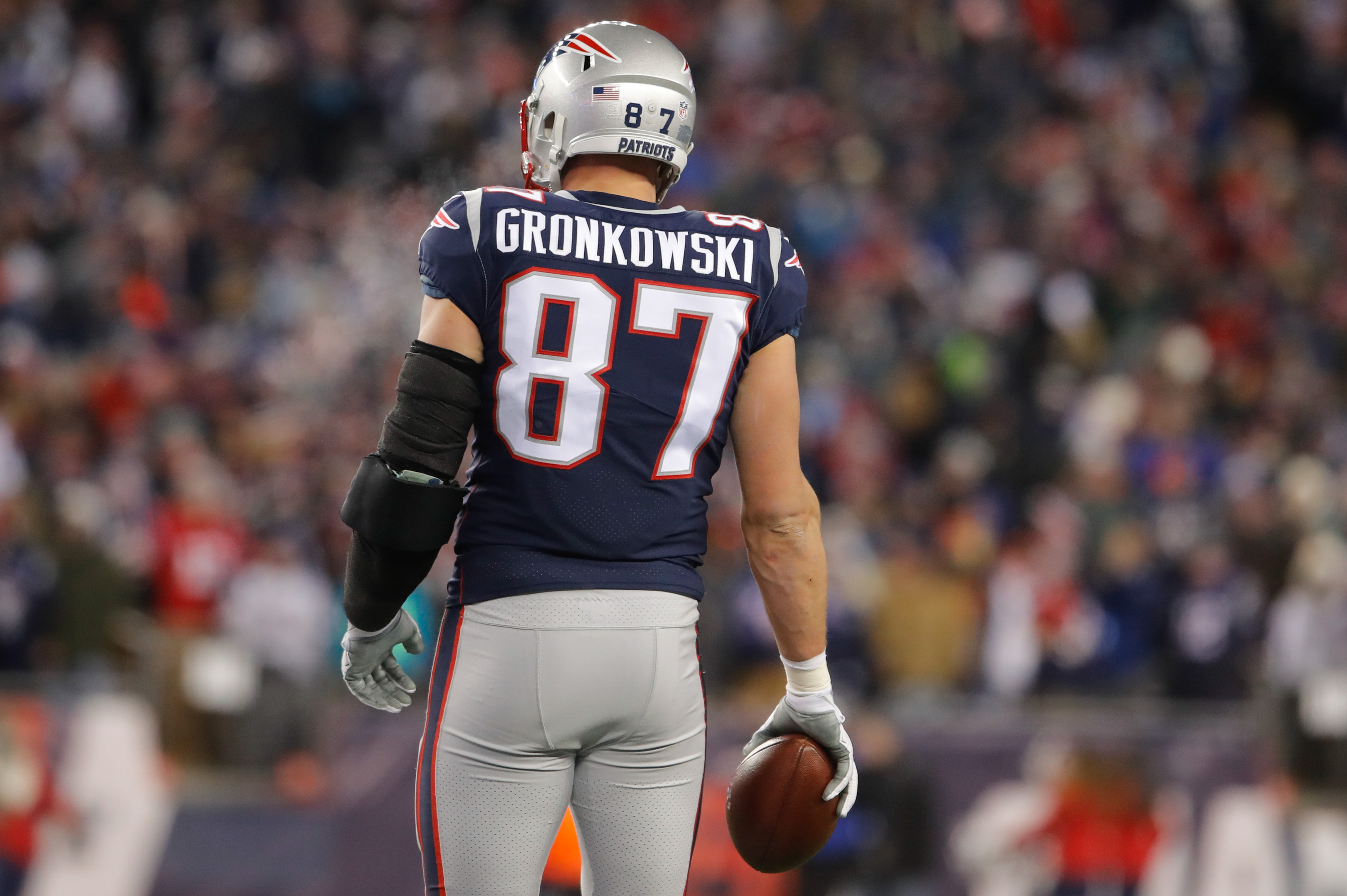 fantasy-football-chat-live-with-pff-fantasys-tyler-buecher-230-330-p-m-et-saturday-week-15