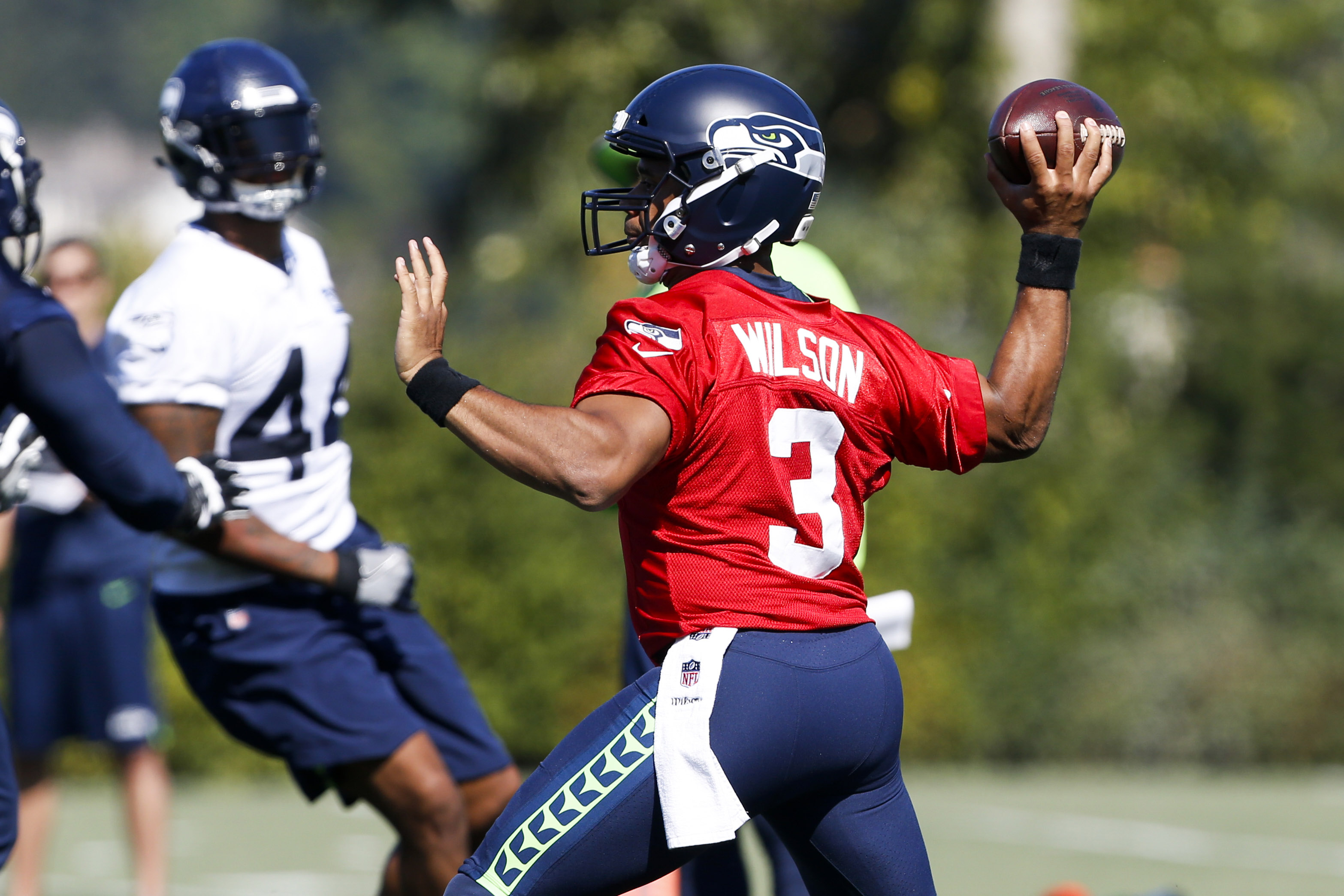 pro-pff-forecast-nfc-west-preview-projections-winloss-totals