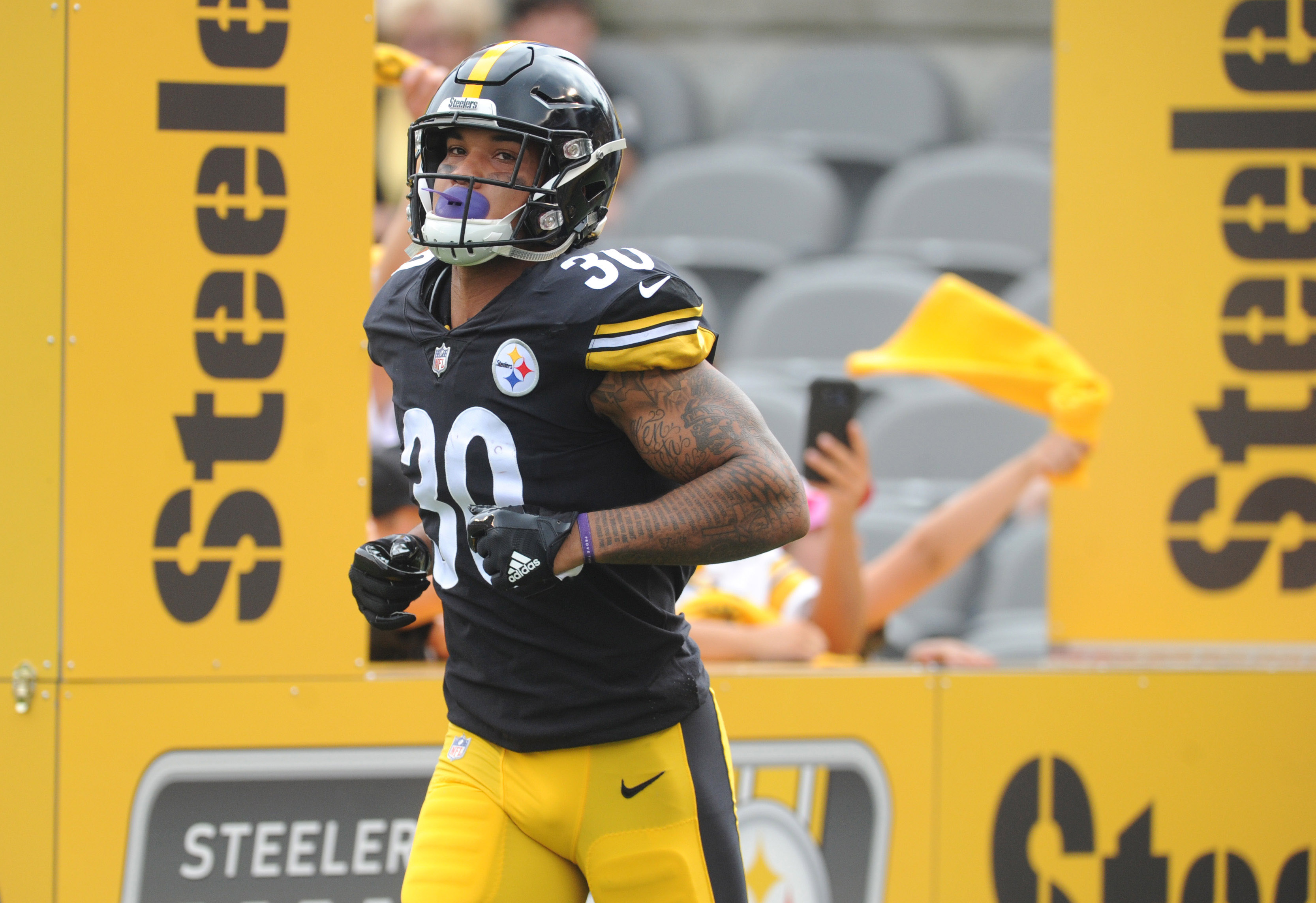 pro-no-bell-no-worries-conners-time-to-shine