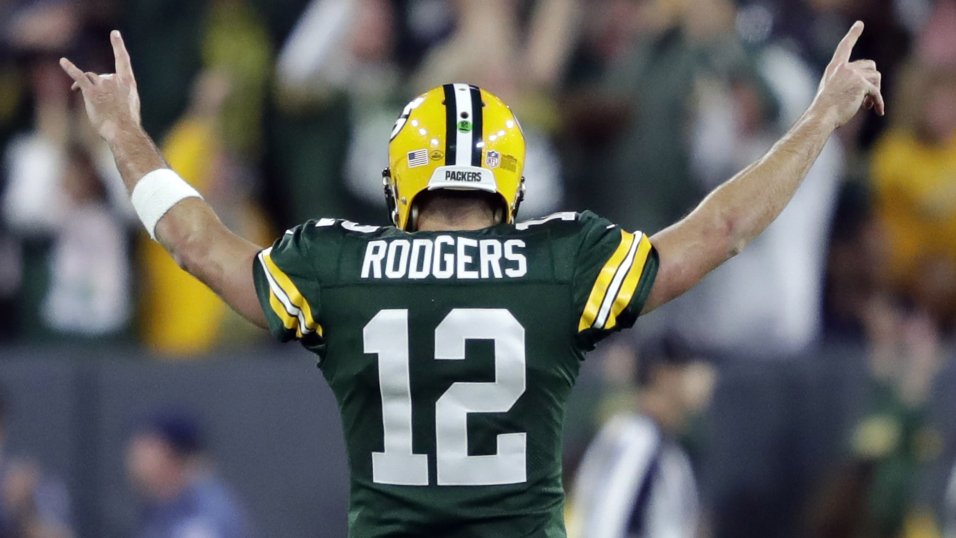 Denver Broncos rattle Aaron Rodgers to beat Green Bay Packers, 29