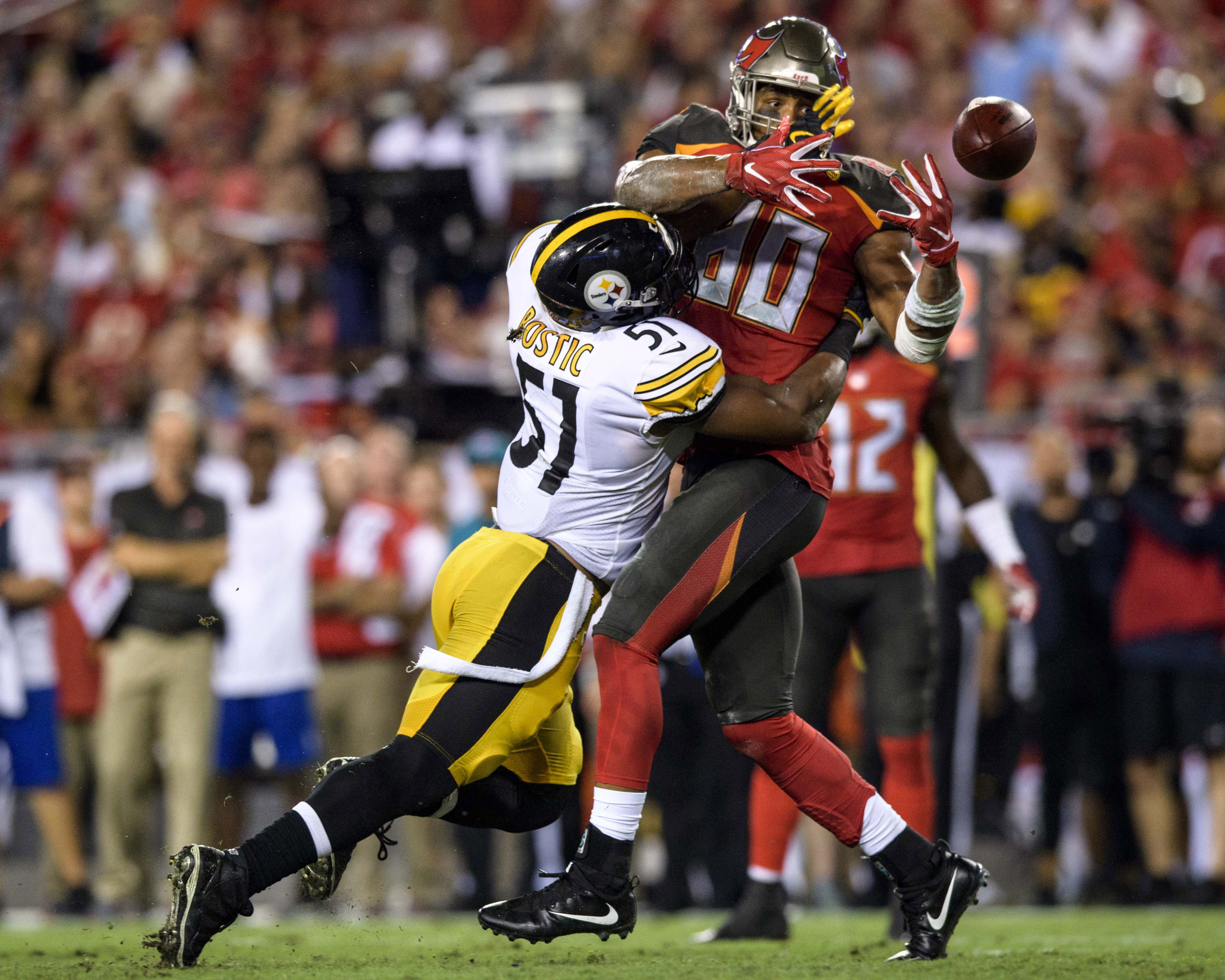 o-j-howard-off-to-a-flying-start-standing-out-as-the-best-tight-end-in-football