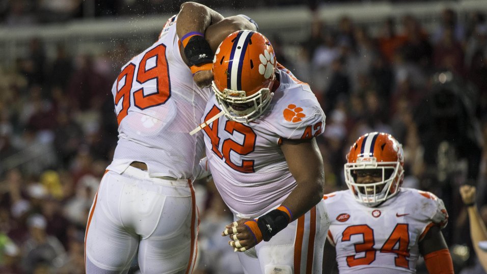 Pro Football Focus: Clemson's Defensive Players - InsideNDSports