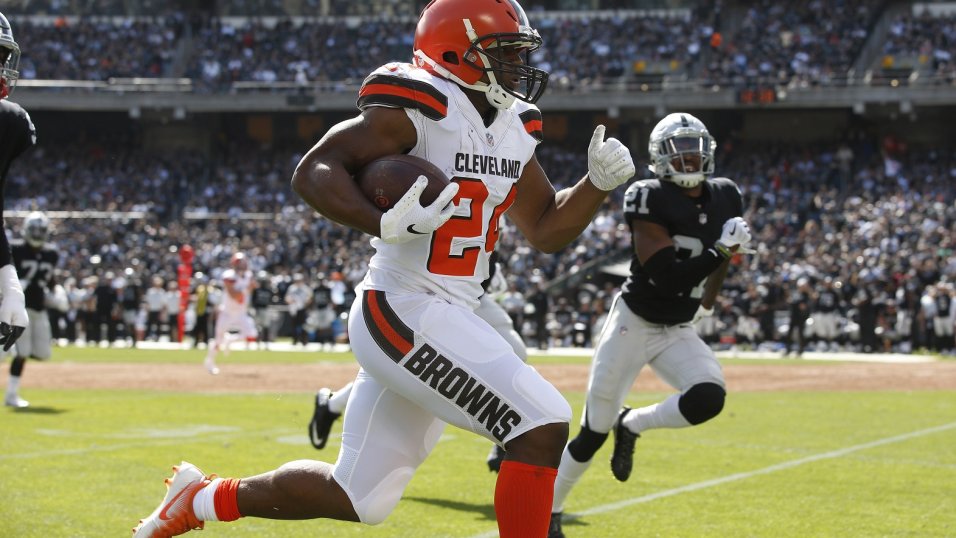 Is Kareem Hunt playing today vs. the Raiders? Latest news on Browns RB