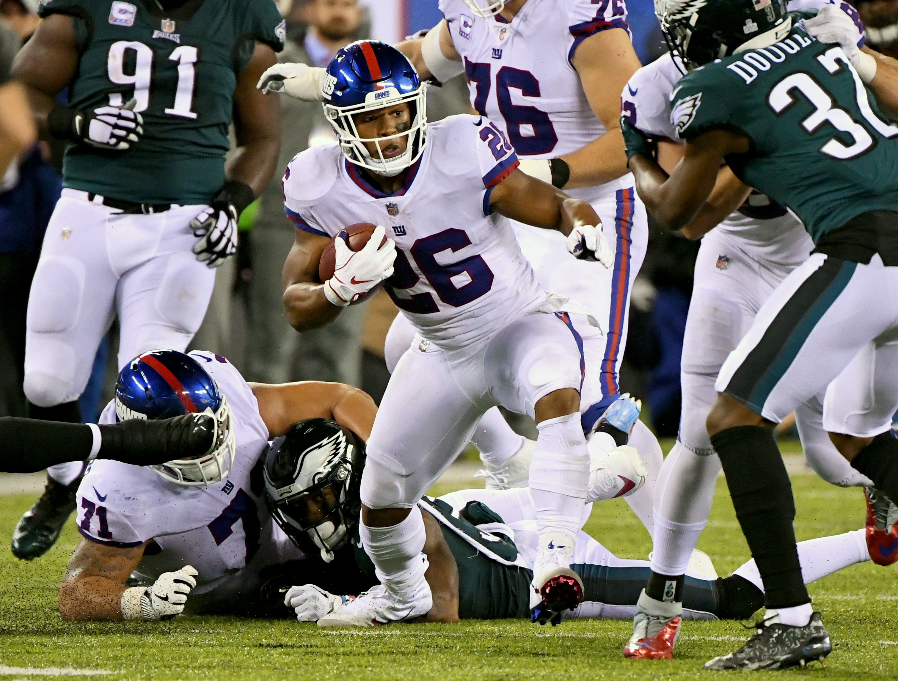 pro-saquon-barkley-is-as-advertised-but-he-cant-do-it-all-by-himself