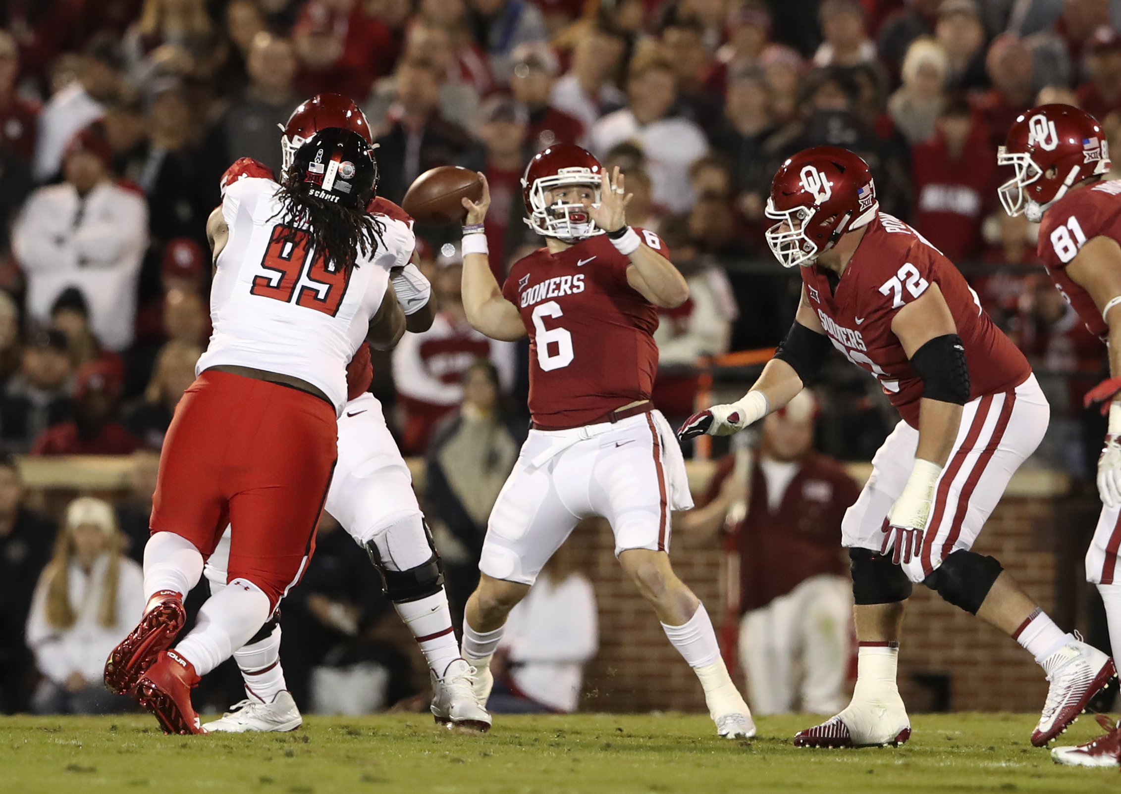 pro-2016-offensive-fireworks-in-lubbock-set-the-scene-for-mayfield-vs-mahomes-round-two