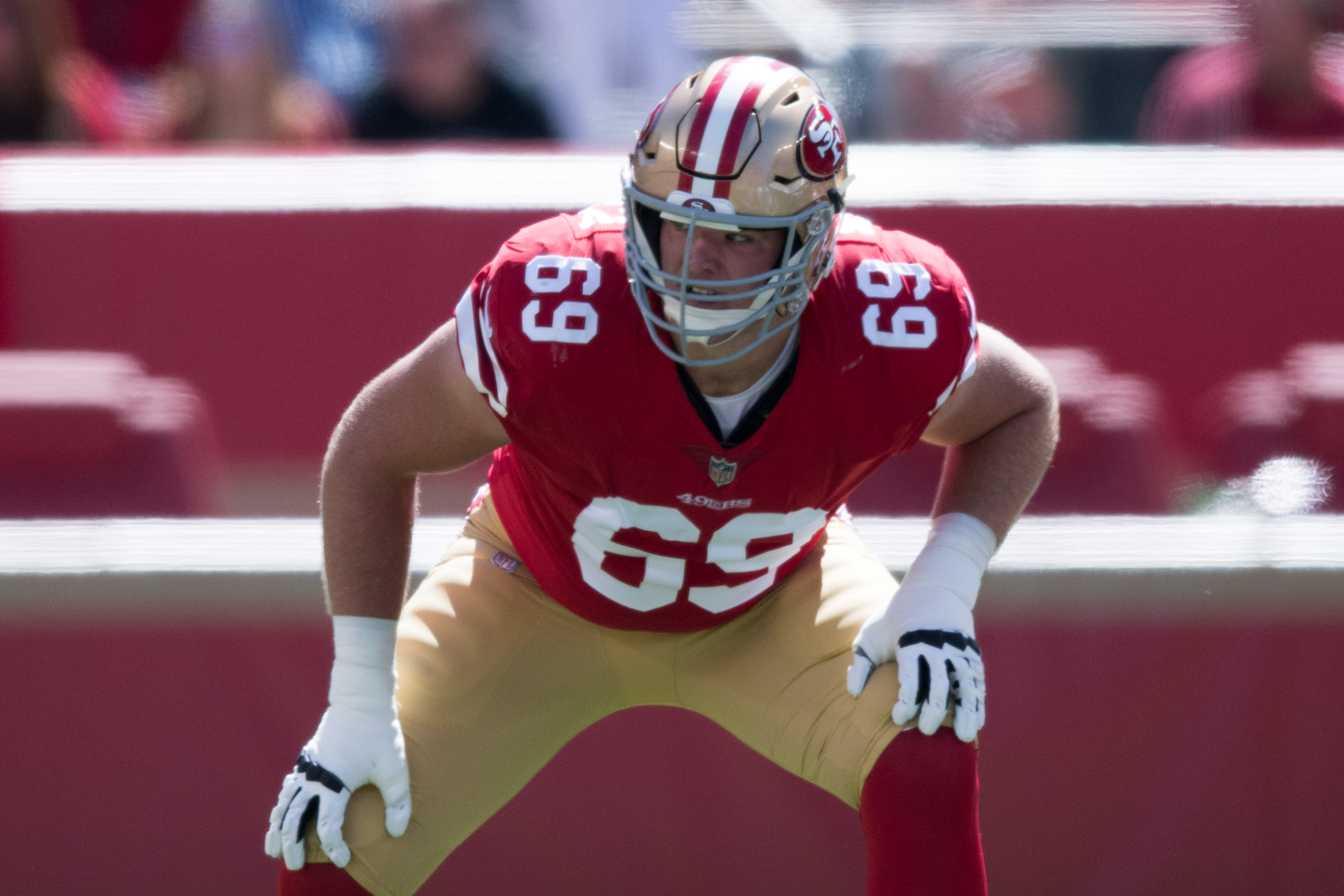 pro-mike-mcglinchey-is-leading-one-of-the-nfls-top-run-blocking-offensive-lines