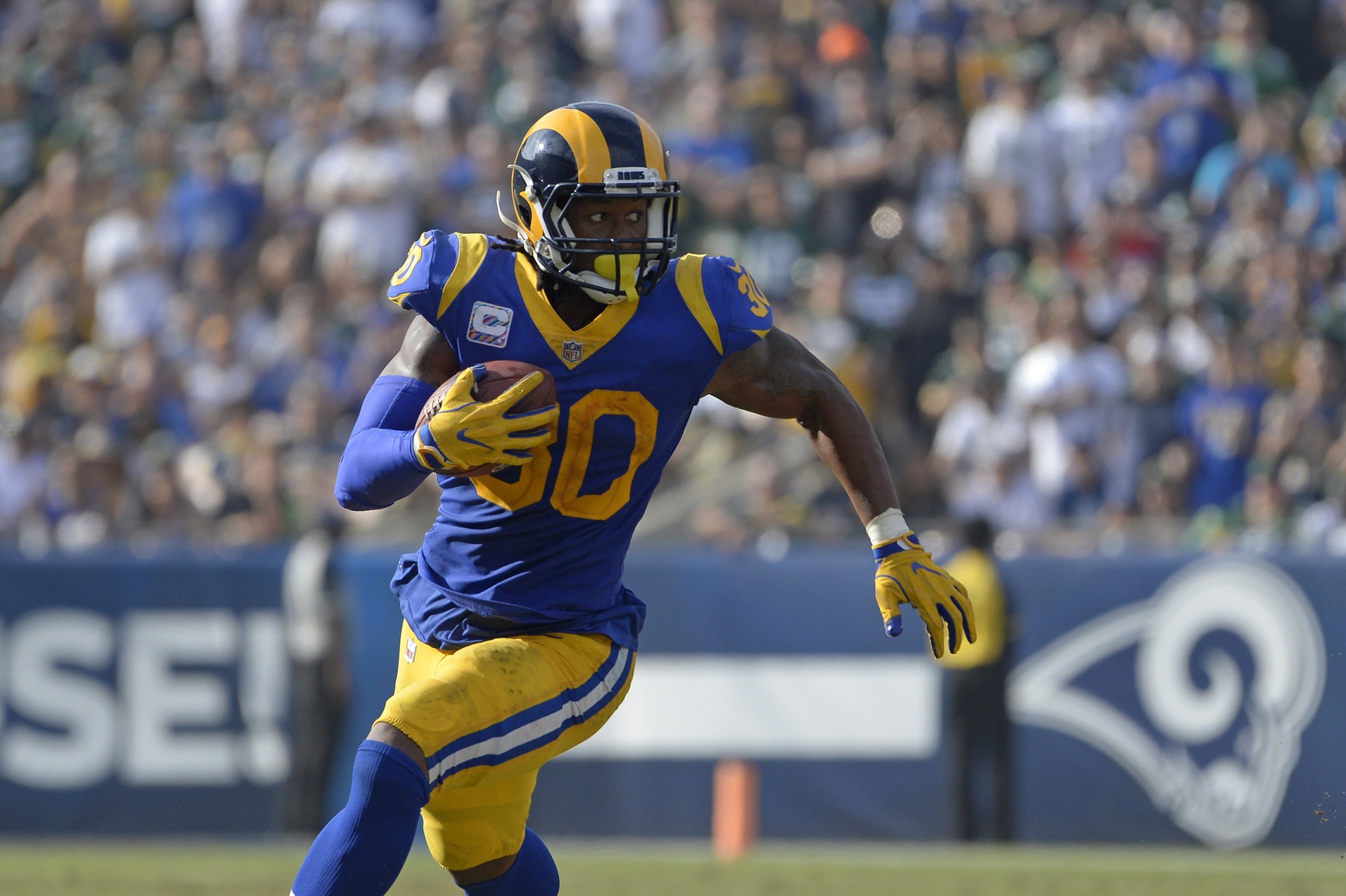 pro-go-heavy-or-spread-them-out-nfls-two-best-run-blocking-teams-getting-it-done-differently