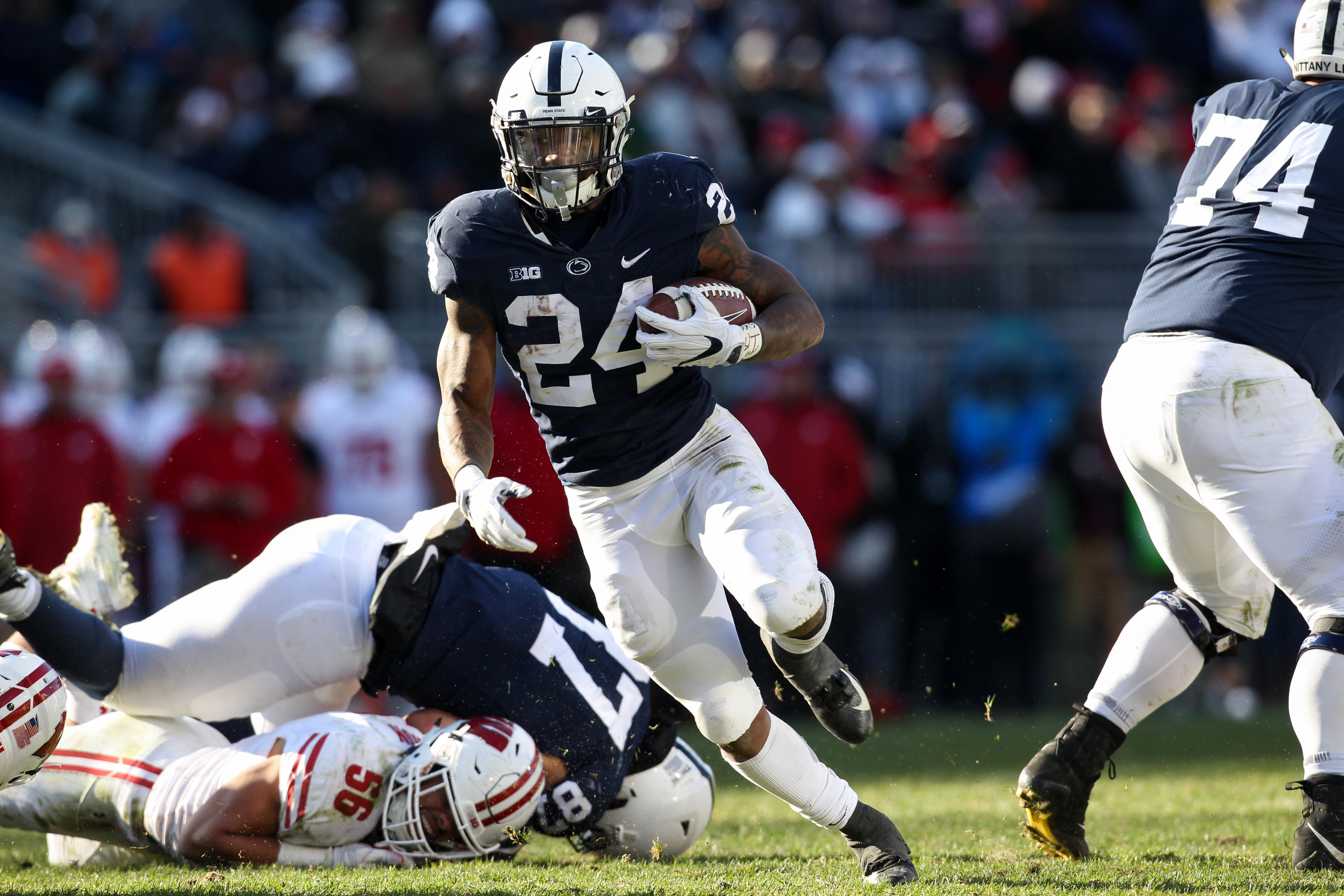 college-why-sanders-is-a-different-rb-than-barkley